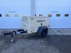 Doosan 185 CFM Compressor portable diesel perfect for pipeline, fibre optic jetting, construction and more